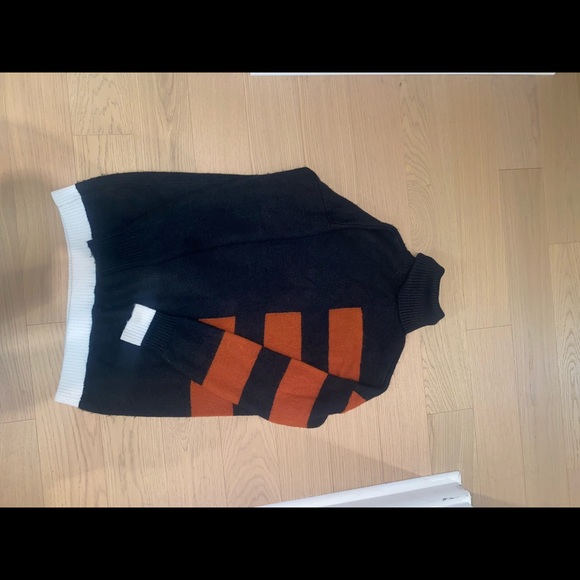 Volcom Turtle Neck Sweat Dress - Picture 8 of 9